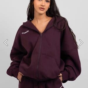 Viral Comfrt Zip Up in Maroon 3X